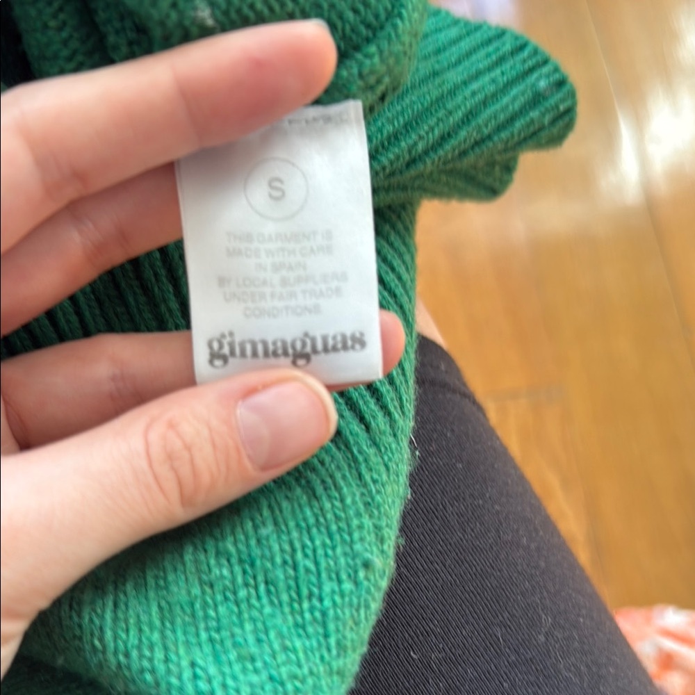 Gimaguas Green Sweater With Yin-Yang Design - image 2